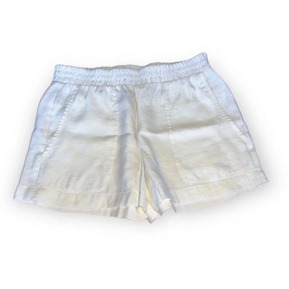 BCBG White Shorts - Picture 2 of 8